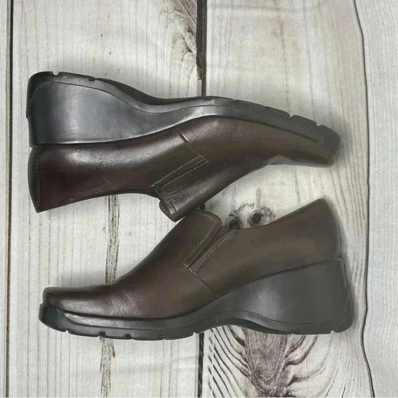 Easy Spirit Women’s Leather Slip On Shoes 7M Brown Wedge Diane’s - Picture 5 of 9